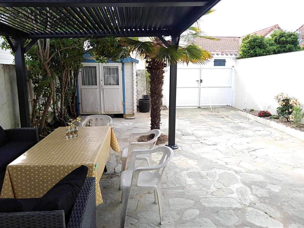 Maison Boisvinet Saint-Gilles-Croix-De-Vie, 4-5 P, Belle Cour Interieure, 200M Plage Dış mekan fotoğraf